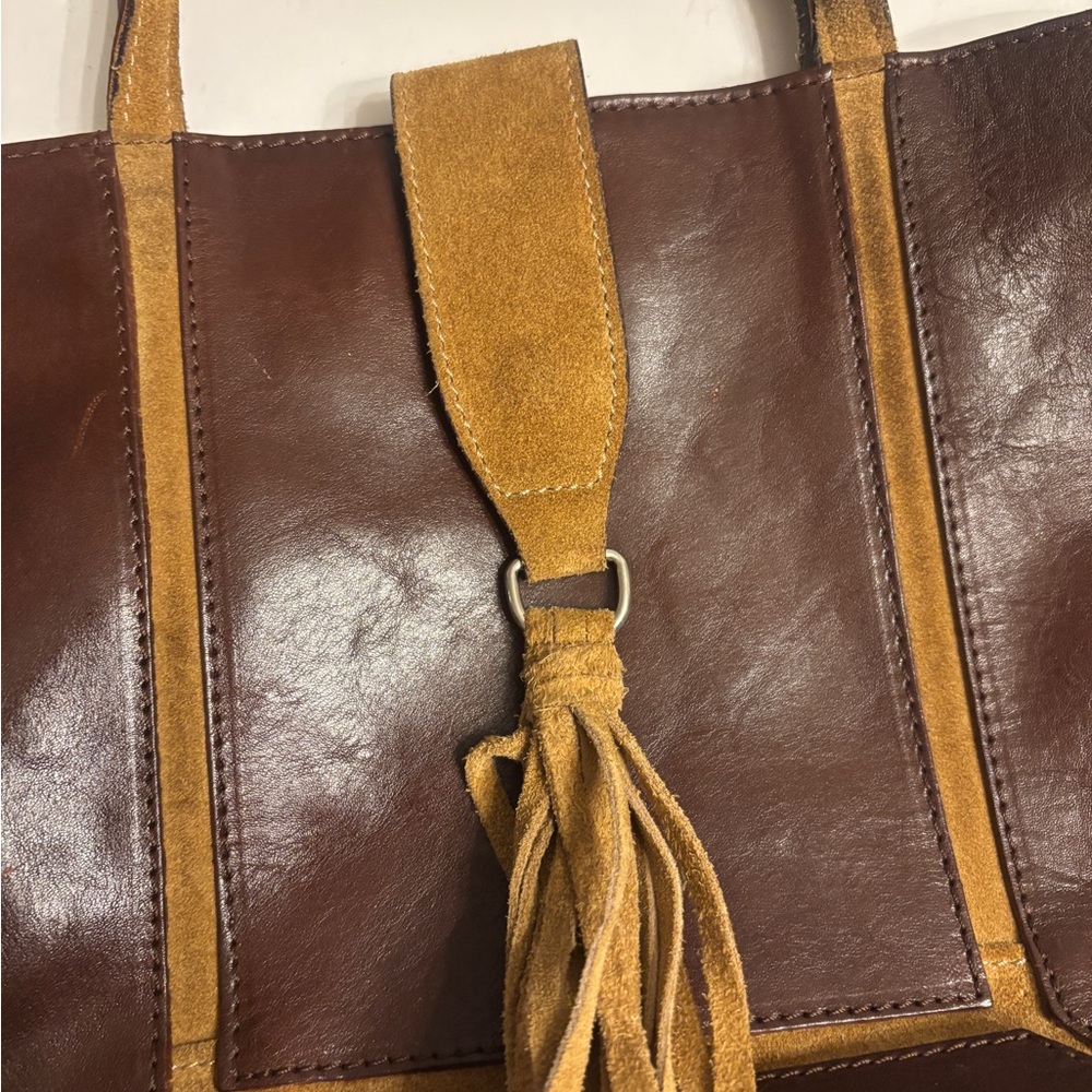 Claudia Firenze Leather Tassel Tote Bag - Picture 2 of 12